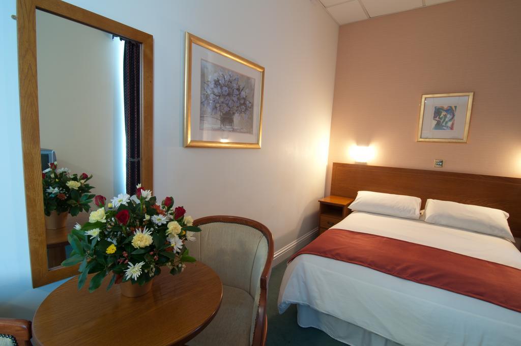 The Metropole Hotel Saint Helier Room photo